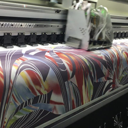 Широкоформатная УФ печать